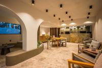 Część wypoczynkowa w obiekcie Esperides Resort Crete, The Authentic Experience