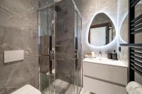 Łazienka w obiekcie REF 1466 - Cannes Back Croisette - Penthouse for rent