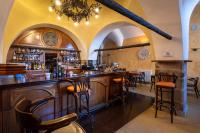 Lounge nebo bar v ubytování Hostería del Monasterio de San Millan