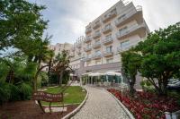 Vonkajšia záhrada v ubytovaní Hotel Terme Helvetia