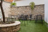 Patio alebo iná vonkajšia časť ubytovania Hypnos Cozy Living