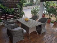Patio alebo iná vonkajšia časť ubytovania Apartmani Miletić