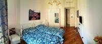 A bed or beds in a room at CiaoRoma!