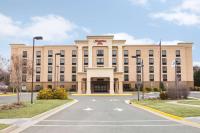 una representación del frente de un edificio en Hampton Inn Warrenton, Va, en Warrenton