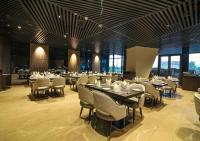 Restaurace v ubytování Essentia Premier Hotel Pune Wakad