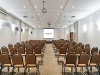 Mercure Guarulhos Aeroportoにあるビジネスエリアまたは会議室