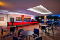 Lounge nebo bar v ubytování Telatiye Resort Hotel