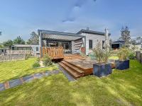 Zahrada ubytování Chalet de standing, 7 couchages, piscine chauffée, proche plage et commerces, WIFI inclus - FR-1-361-463
