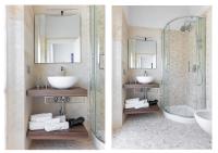 A bathroom at Elena House Apartments