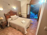 Posteľ alebo postele v izbe v ubytovaní HOSTAL JJ salduero