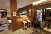 The lounge or bar area at Elanaz Hotel