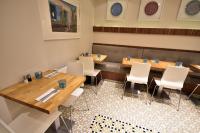A restaurant or other place to eat at Elanaz Hotel