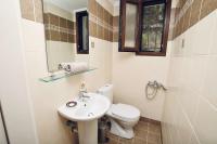Kúpeľňa v ubytovaní Kores Villas