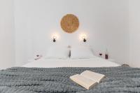 Posteľ alebo postele v izbe v ubytovaní Naxos Beachwalk Rooms