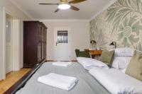 Posteľ alebo postele v izbe v ubytovaní P&O Podwale Apartments
