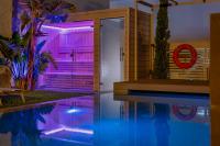 Bazén v ubytování 1935 Hotel Boutique & Apartments - Adults Only nebo v jeho okolí