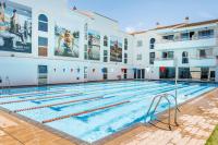 Bazén v ubytování Hoposa Hotel & Apartaments VillaConcha nebo v jeho okolí