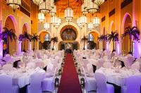 Ein Restaurant oder anderes Speiselokal in der Unterkunft Oaks Ibn Battuta Gate Dubai 