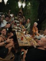 Gæster der bor på Cafe Moto Hostel