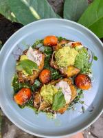 Φαγητό σε αυτό το ξενοδοχείο ή κάπου εκεί κοντά