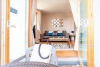 Posezení v ubytování 2-bedroom Apartment - Fistral Beach