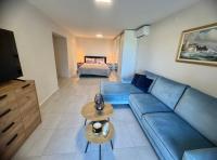 Posteľ alebo postele v izbe v ubytovaní Apartment Urban Oasis