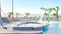 Der Swimmingpool an oder in der Nähe von Holiday Inn Club Vacations Myrtle Beach Oceanfront
