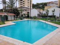 Bazén v ubytování Sunny Beach Aloha Apartment nebo v jeho okolí