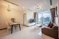 Vinhomes Residences Luxury Suiteにあるテレビまたはエンターテインメントセンター