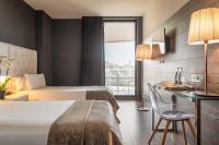 Postel nebo postele na pokoji v ubytování Hotel SB Plaza Europa
