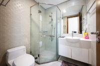 Vinhomes Residences Luxury Suiteにあるバスルーム