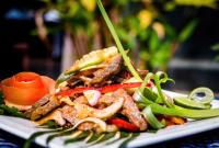 Jídlo v hotelu nebo okolí