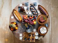 Jídlo v hotelu nebo okolí