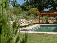 Bazén v ubytovaní Holiday Home Montecavallo by Interhome alebo v jeho blízkosti