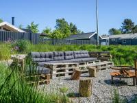 Zahrada ubytování Holiday Home Bryti - 500m from the sea by Interhome