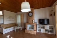 TV a/nebo společenská místnost v ubytování Country House Hortensia