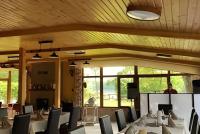 En restaurant eller et andet spisested på A Svájci Portája