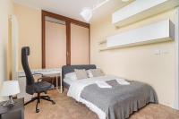 Posteľ alebo postele v izbe v ubytovaní Kolejowa 45A P&O Corporate Accommodation