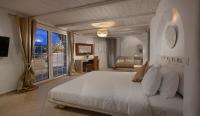 Posteľ alebo postele v izbe v ubytovaní Luxury Villa - Platis Gialos - Pool
