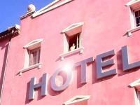 Budova, v ktorej sa hotel nachádza