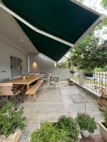 Balkón nebo terasa v ubytování Comfy Kourouta Apartment & Suite
