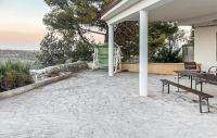 A balcony or terrace at Nice Home In Modica With Wifi