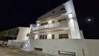 Budova, v ktorej sa apartmánový hotel nachádza