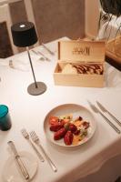 Jídlo v hotelu nebo okolí