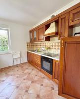 Kuchyňa alebo kuchynka v ubytovaní Villa in Seget