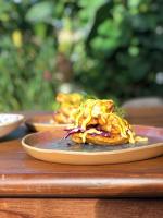 Mad på lejlighedshotellet eller i nærheden