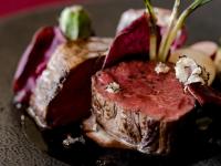 リゾートの敷地内または近くでの食事または食べ物