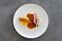 Jídlo v hotelu nebo okolí