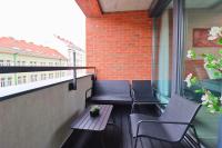 Balkón nebo terasa v ubytování The Peony Apartment in Smichov, Prague 5