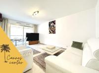 Televízia a/alebo spoločenská miestnosť v ubytovaní Cannes Center - Appartement 2 pièces avec terrasse